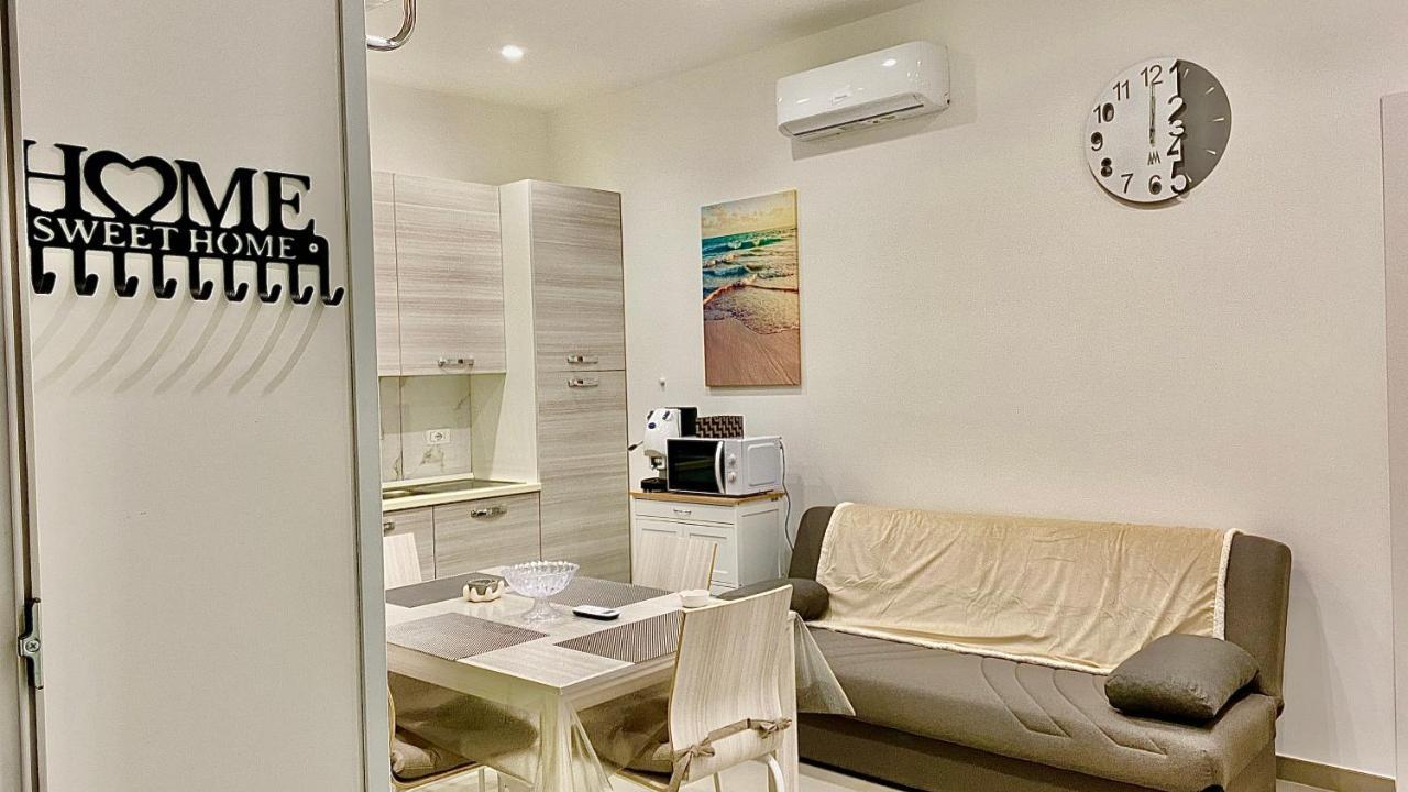 Appartamento Casa Crispino Piano Terra Per 2 Persone Frattaminore Zewnętrze zdjęcie
